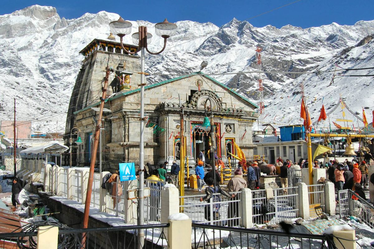 kedarnath-temple-fences-4k-20mjafmypuf2gqrn
